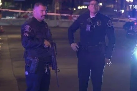 Cảnh sát có mặt tại hiện trường. (Nguồn: Reuters)