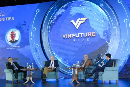 Các chuyên gia tham gia tại phiên thảo luận. 