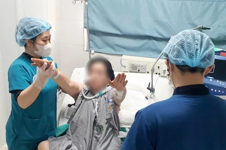 Bệnh nhân đang hồi phục tốt.