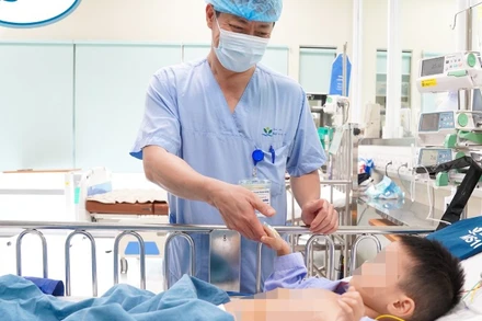 Bệnh nhi đang hồi phục sức khỏe tốt. 