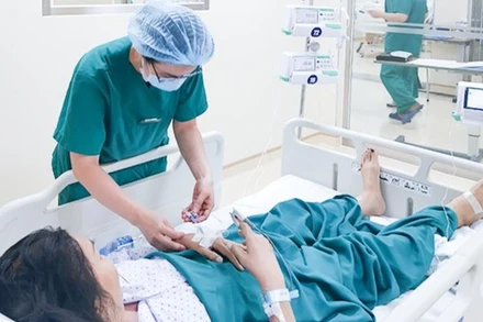 Bệnh nhân điều trị tại Khoa Hồi sức tích cực và Chống độc.