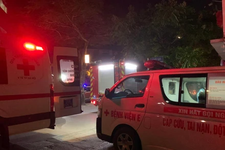 Các nạn nhân đang được cứu chữa tích cực tại Bệnh viện Giao thông vận tải