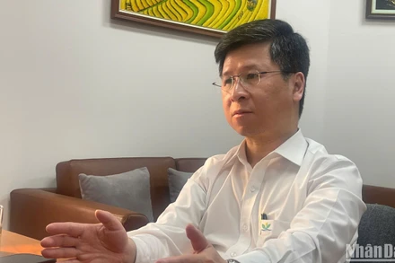 Tiến sĩ, bác sĩ Cao Việt Tùng, Phó Giám đốc Bệnh viện Nhi Trung ương chia sẻ thông tin về công tác phòng, chống bệnh sởi. (Ảnh: THIÊN LAM)