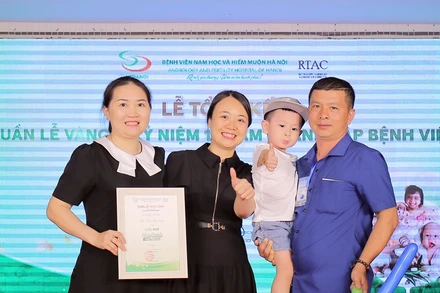 Chuyện làm mẹ kiên cường của những người phụ nữ hiếm muộn