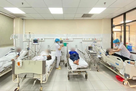 4 trường hợp nặng điều trị tại Khoa Hồi sức tích cực-Chống độc.