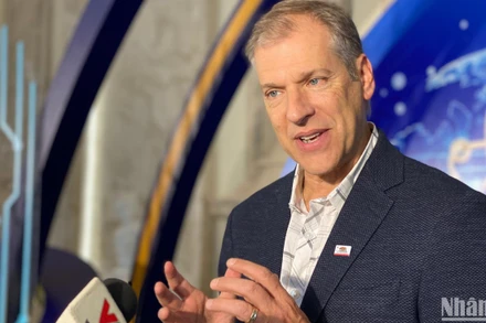 Giáo sư Dan M. Kammen.