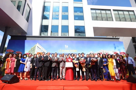 Trường đại học Tâm Anh do Hệ thống Bệnh viện Đa khoa Tâm Anh là chủ đầu tư.