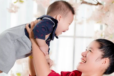 Mùa xuân đặc biệt của cặp vợ chồng vô sinh 12 năm