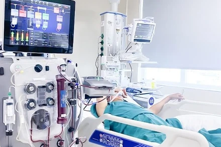 Bệnh nhân được lọc máu, thay huyết tương kịp thời.