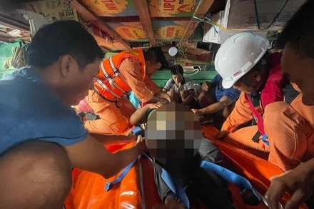 Tiếp cận cấp cứu nạn nhân kịp thời.