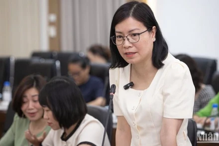 Thạc sĩ, bác sĩ Nguyễn Mai Hương - Trưởng Khoa Sức khỏe Vị thành niên, Bệnh viện Nhi Trung ương cảnh báo một số dấu hiệu nguy cơ tự tử ở trẻ vị thành niên. (Ảnh: SƠN TÙNG)