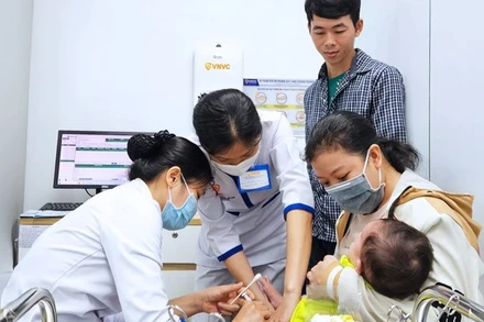 Trẻ được bảo đảm tiêm đầy đủ, không thiếu vaccine. 