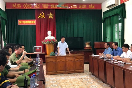 Phó Thủ tướng Hồ Đức Phớc làm việc với tỉnh Phú Thọ về công tác khắc phục hậu quả vụ sập cầu Phong Châu.