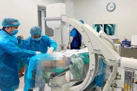 Bệnh viện đa khoa Hà Đông triển khai nhiều kỹ thuật cao.