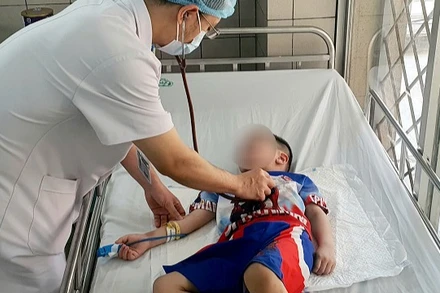 Bệnh nhi được điều trị tại Bệnh viện Bạch Mai