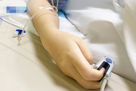 Bệnh nhân phải nằm theo dõi tại viện do tin vào lời uống trà giảm cân.