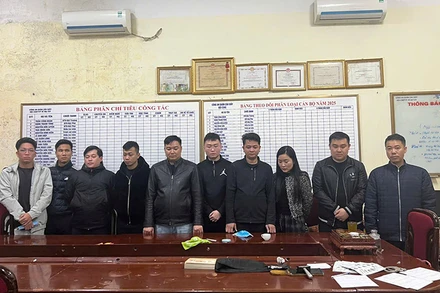 Các đối tượng trong đường dây dụ dỗ, lôi kéo đầu tư vào đồng tiền năng lượng MPX. (Ảnh Bích Ngọc)