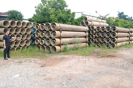 Hàng nghìn mét đường ống của dự án chưa được lắp đặt.