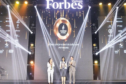 PVtrans - top 50 công ty niêm yết tốt nhất Việt Nam 2024 PVtrans bốn lần vinh danh - một niềm tự hào