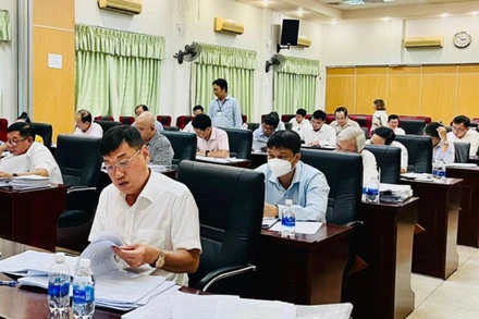 Tổ chức thi tuyển chức danh Giám đốc Bệnh viện Mắt Thành phố Hồ Chí Minh.