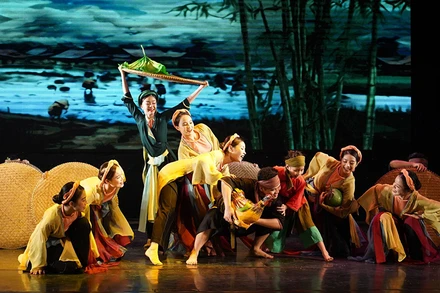 Cảnh trong vở múa Họa tình nhân gian của Trường đại học Văn hóa nghệ thuật quân đội. (Ảnh NTQĐ)