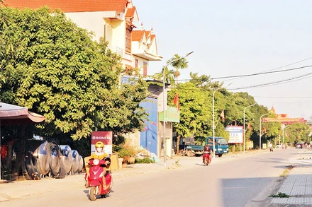 Xây dựng nông thôn mới nâng cao ở xã Chuyên Ngoại, thị xã Duy Tiên.