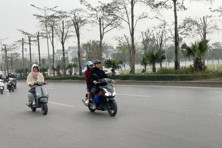 Khu vực Hà Nội từ đêm 12/4 trời chuyển lạnh. Ảnh minh họa: Đ.T