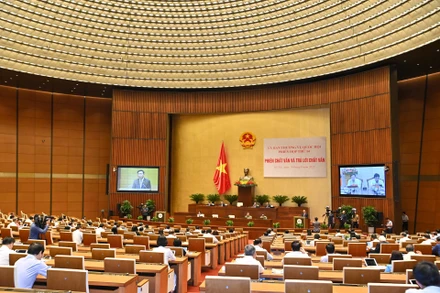 Phiên chất vấn và trả lời chất vấn tại phiên họp thứ 14 Ủy ban Thường vụ Quốc hội. (Ảnh Duy Linh)