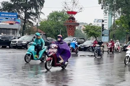 Hà Nội dự báo có mưa vài nơi, trưa chiều hửng nắng; chiều tối có lúc có mưa rào và dông. (Ảnh minh họa: ĐT)