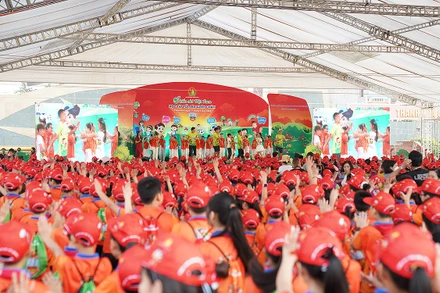 Hàng nghìn thiếu nhi Thanh Hóa sôi nổi tham gia Ngày hội.