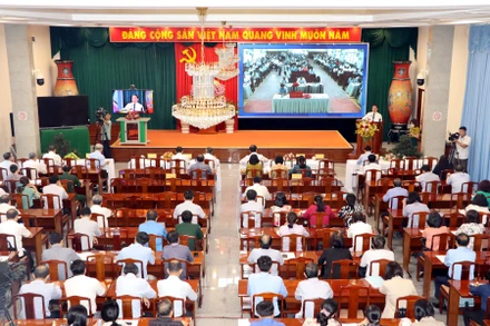 Toàn cảnh hội nghị tại điểm cầu chính trụ sở Tỉnh ủy Đồng Nai.