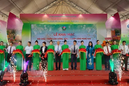 Nghi thức khai mạc Hội chợ-Triển lãm giống, nông nghiệp công nghệ cao Thành phố Hồ Chí Minh năm 2023.