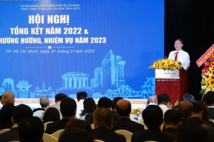 Ông Dương Anh Đức, Phó Chủ tịch Ủy ban nhân dân Thành phố Hồ Chí Minh phát biểu tại hội nghị.