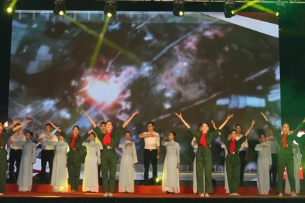 Tái hiện ký ức về trận chiến 12 ngày đêm trên bầu trời Hà Nội.