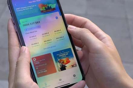 VNPT Money sẽ quyên góp ủng hộ xuồng CQ cho cán bộ, chiến sĩ quần đảo Trường Sa số tiền tương ứng 1% giá trị giao dịch của khách hàng nạp tiền điện thoại di động trên ứng dụng Thanh niên Việt Nam.