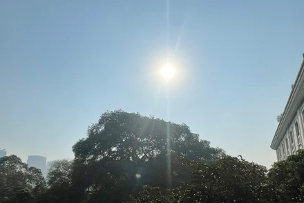 Dự báo khu vực Hà Nội, có mây, ngày nắng nóng. Ảnh: Đ.T