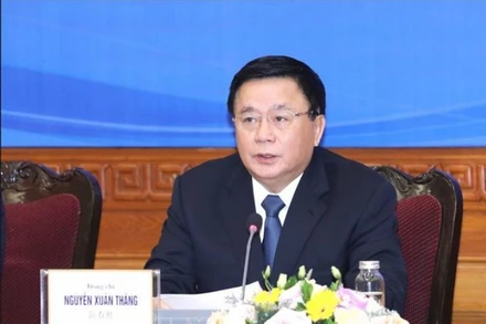 Đồng chí Nguyễn Xuân Thắng phát biểu tại hội thảo.