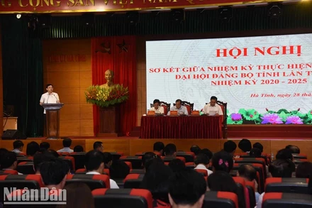 Tại hội nghị, các đại biểu đã thẳng thắn nhìn nhận, đánh giá những tồn tại, hạn chế và đưa ra giải pháp khắc phục khó khăn.