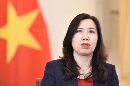 Thứ trưởng Bộ Ngoại giao Lê Thị Thu Hằng.