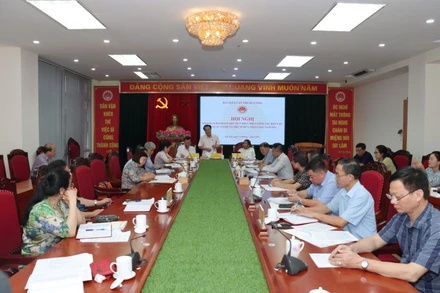 Toàn cảnh hội nghị.