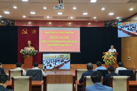 Quang cảnh hội nghị.