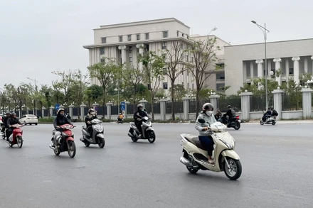 Khu vực Hà Nội nhiệt độ phổ biến 15-18 độ. Ảnh: Đ.T