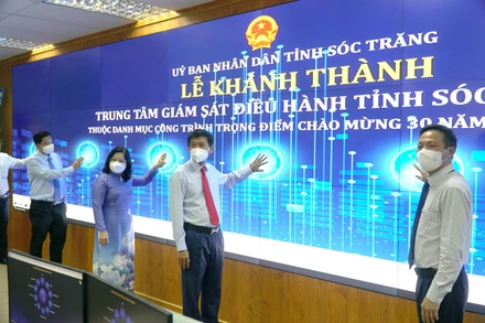 Vận hành Trung tâm Tích hợp dữ liệu tỉnh Sóc Trăng năm 2022.