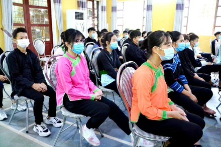 Các em học sinh dân tộc thiểu số ở Lào Cai.