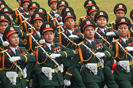 Quân đội nhân dân Việt Nam anh hùng 80 năm xây dựng, chiến đấu, trưởng thành dưới lá cờ vinh quang của Đảng