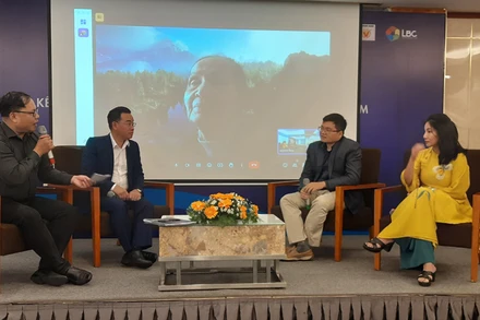 Các chuyên gia tham dự phiên tọa đàm xu hướng M&A và chiến lược kêu gọi đầu tư bền vững cho doanh nghiệp Việt Nam.