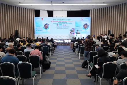 Quang cảnh lễ khai mạc.