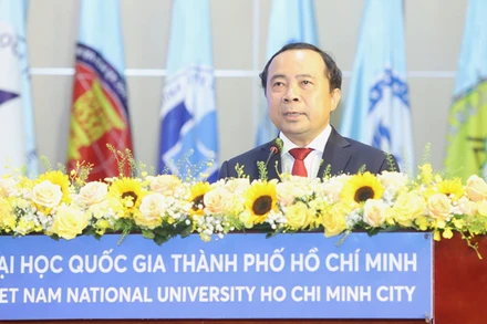 Đồng chí Vũ Hải Quân, Giám đốc Đại học Quốc gia Thành phố Hồ Chí Minh phát biểu tại lễ công bố.