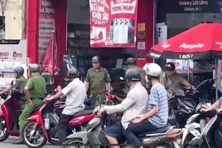 Cửa hàng FPT nơi xảy ra vụ việc.