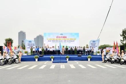 Các đơn vị ra quân triển khai nhiệm vụ bảo đảm an toan giao thông năm 2025.